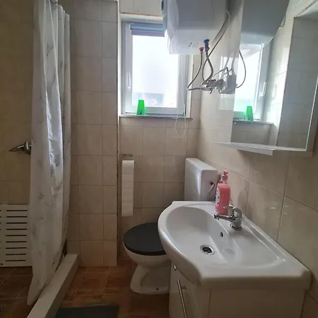 Jadro Apartmán Vir